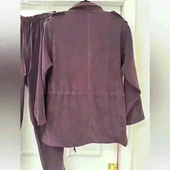Denim & Co RARE NWT‎ Vintage Purple 2 Piece Set Microfiber / Velvet Leisure Sz L - Picture 4 of 5